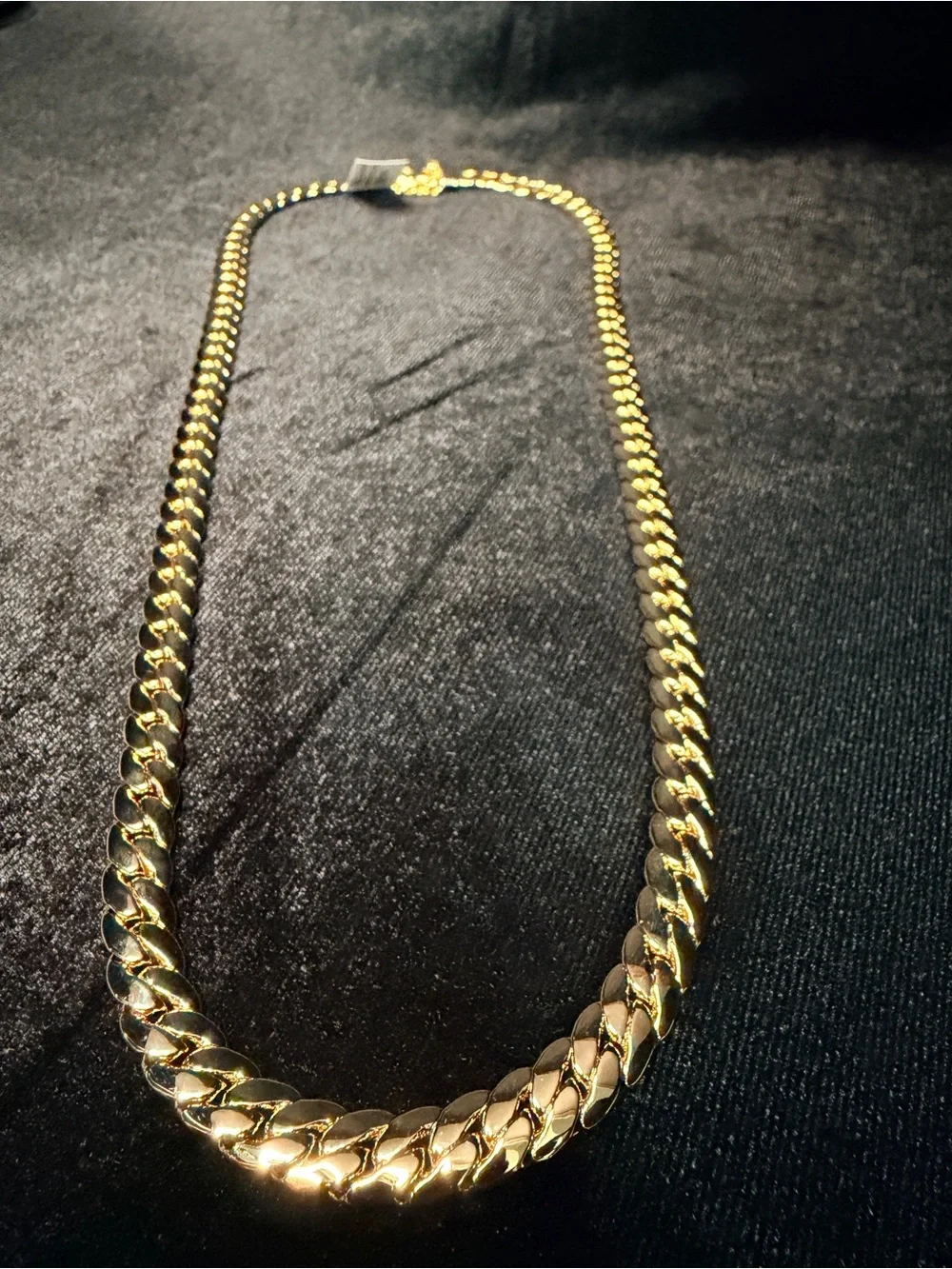 Miami Cuban 22in 8MM 14K Stamped gold filled necklace w/Box Lock. Rare Length